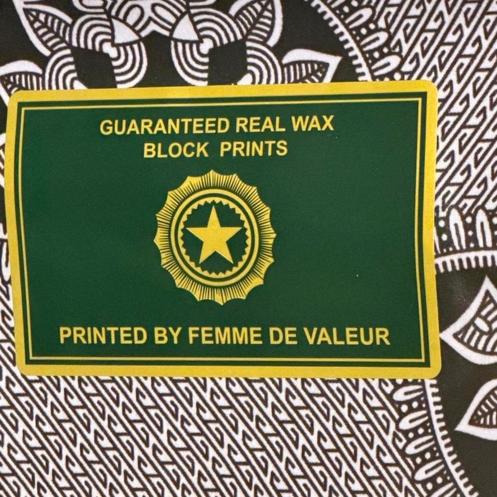 Femme de Valeur Purple White Wax Print Fabric Geometric Floral 6 Yards